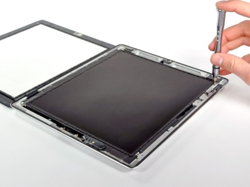 iPad 2 LCD Display abscharauben
